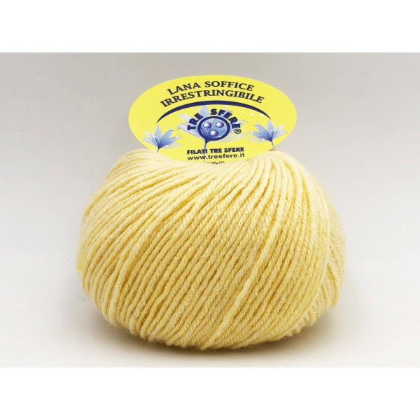 Gomitolo lana soffice tre sfere 50% lana 50% acrilico +- 115 mt. ferri o uncinetto 4/5