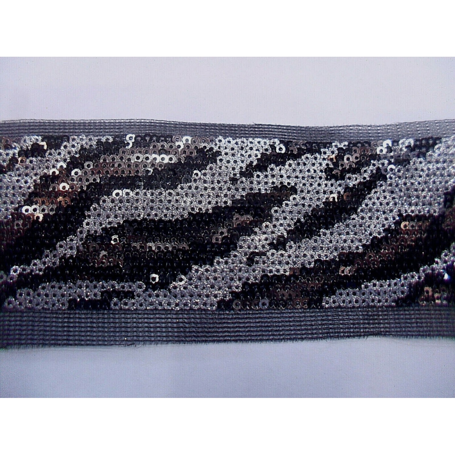 NOVITA' PASSAMANERIA ELEGANTE MACULATA MICROPAILLETTES H. 4/5,5 cm. 50 O 100 mm.