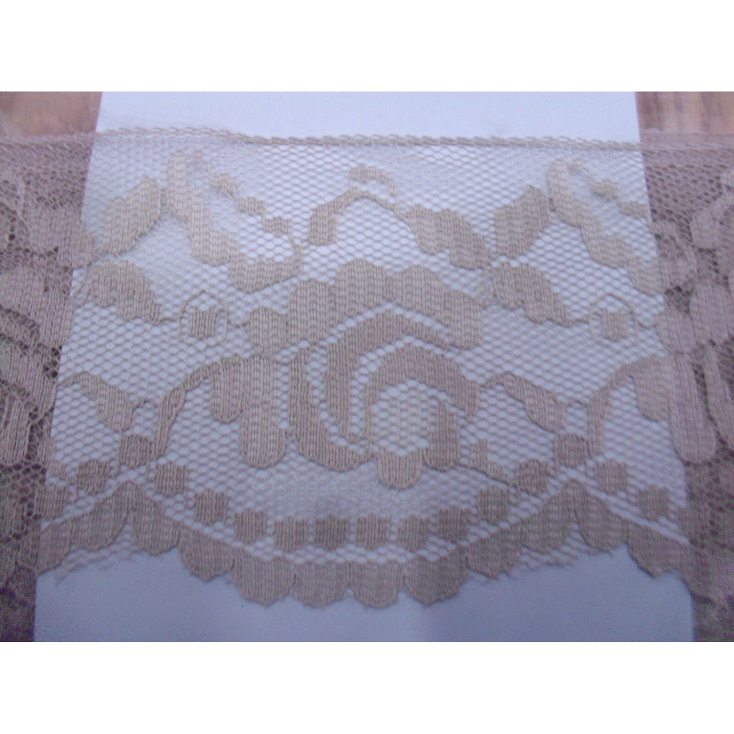 MERLETTO RASCHEL MORBIDO PER  ABBIGLIAMENTO E VARIE 16 COLORI H. 7 cm. 1 METRO