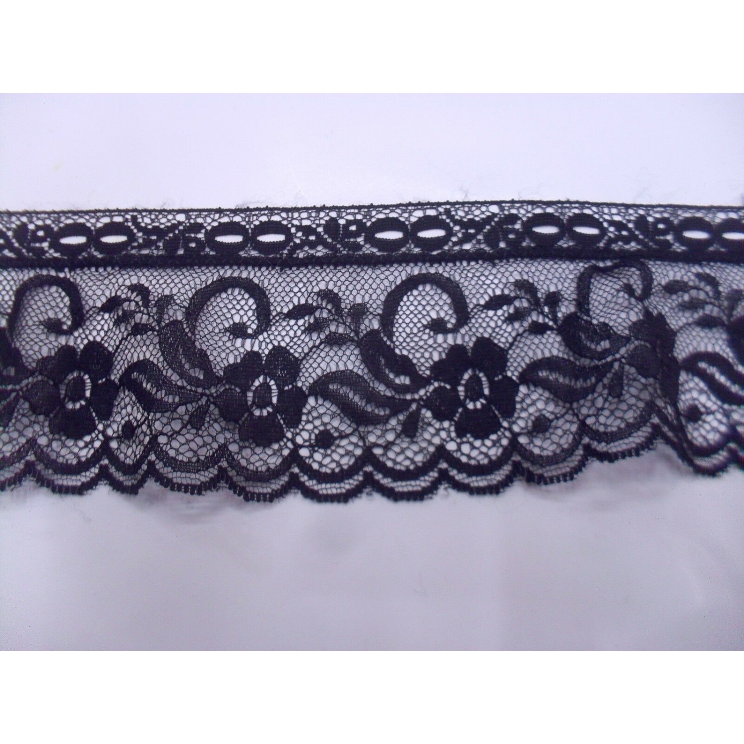 MERLETTO RASCHEL MORBIDO CON PASSANASTRO E ARRICCIATURA  H. 7 cm. 1 METRO