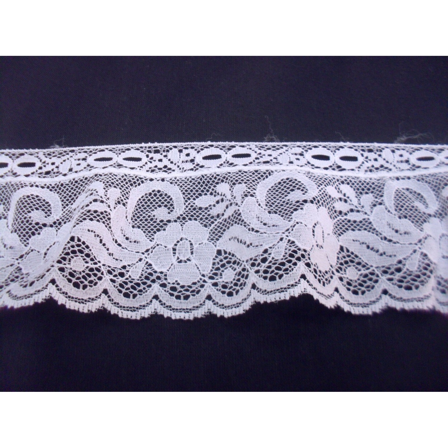 MERLETTO RASCHEL MORBIDO CON PASSANASTRO E ARRICCIATURA  H. 7 cm. 1 METRO