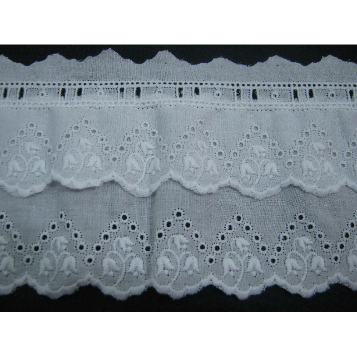 MERLETTO PIZZO S.GALLO BATISTA 2 BALZE CON PASSAN. ARRIC. MADE IN ITALY H.10 CM.