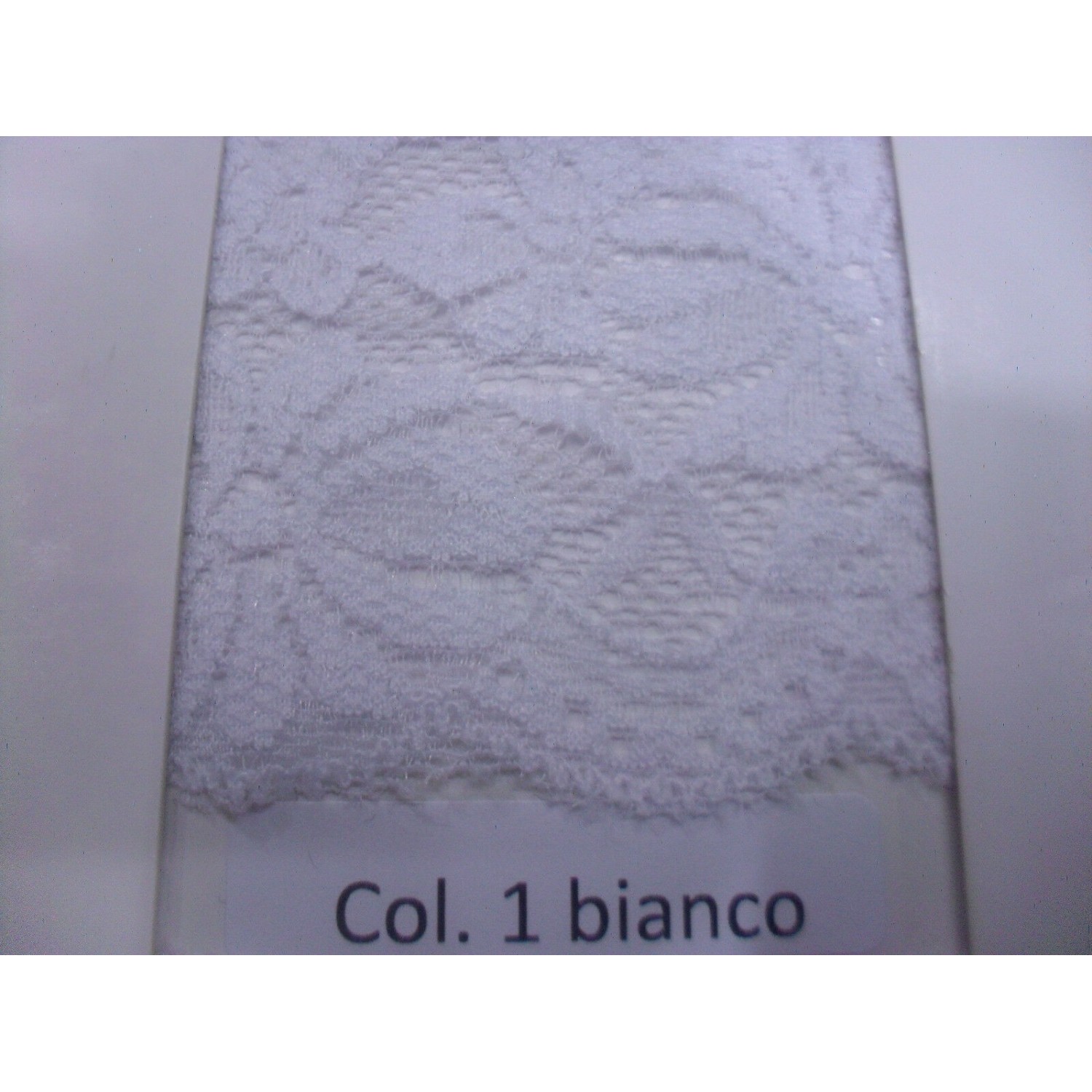 MERLETTO  ELASTICIZZATO MORBIDO X ABBIGLIAMENTO E VARIE.H. 8,5 cm. 1 MT.