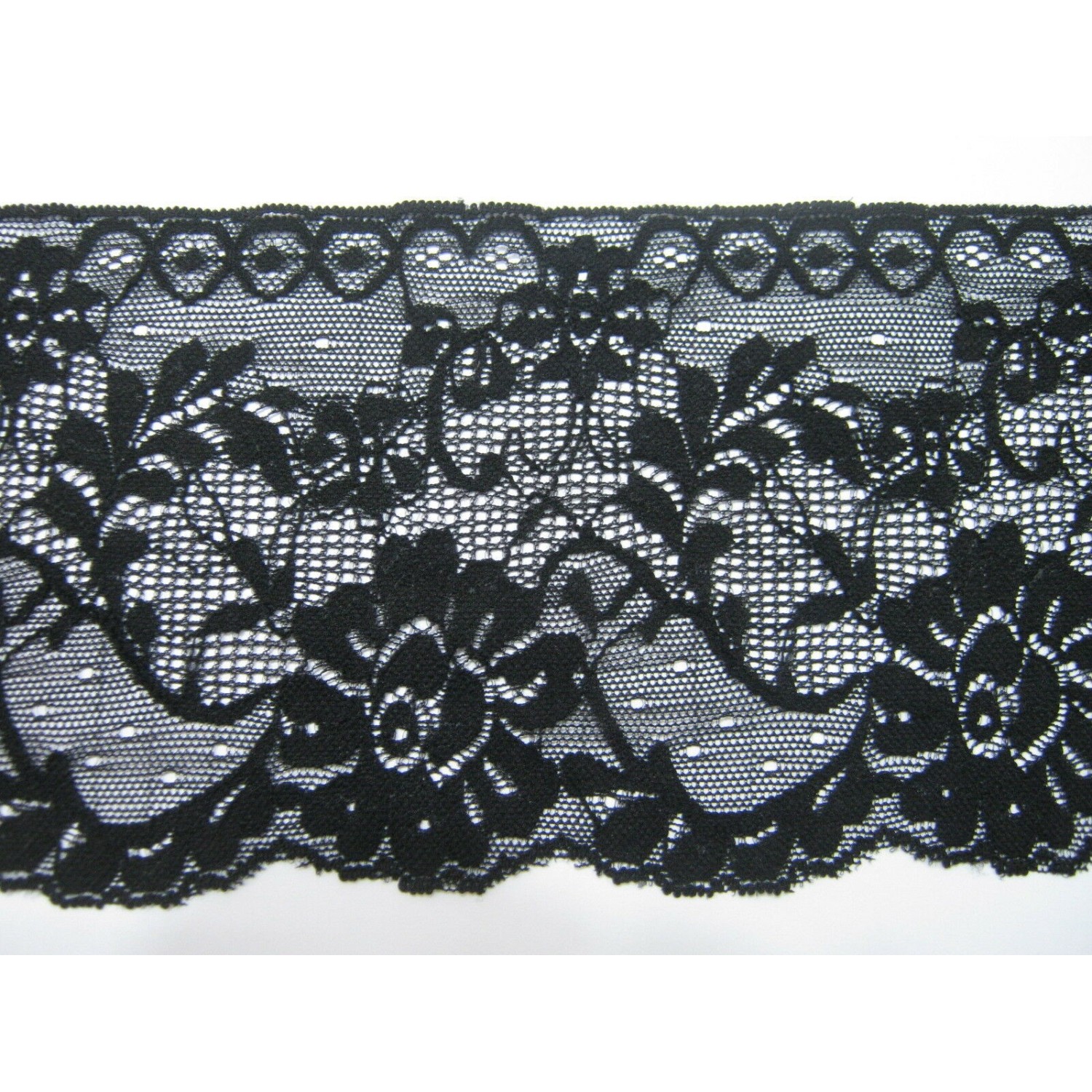 MERLETTO  ELASTICIZZATO MORBIDO PER  ABBIGLIAMENTO E VARIE. H.11,5 cm. 1 METRO