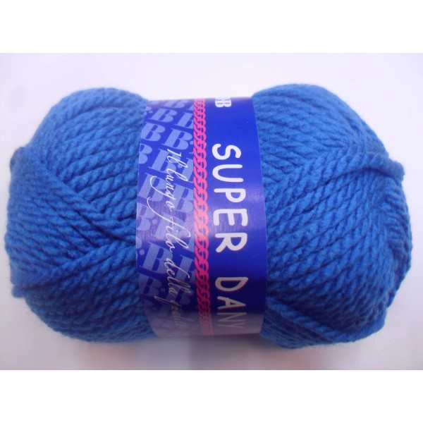 Gomitolo da 50 gr. lana BBB Super Dany 100% acrilico +- 65 mt.