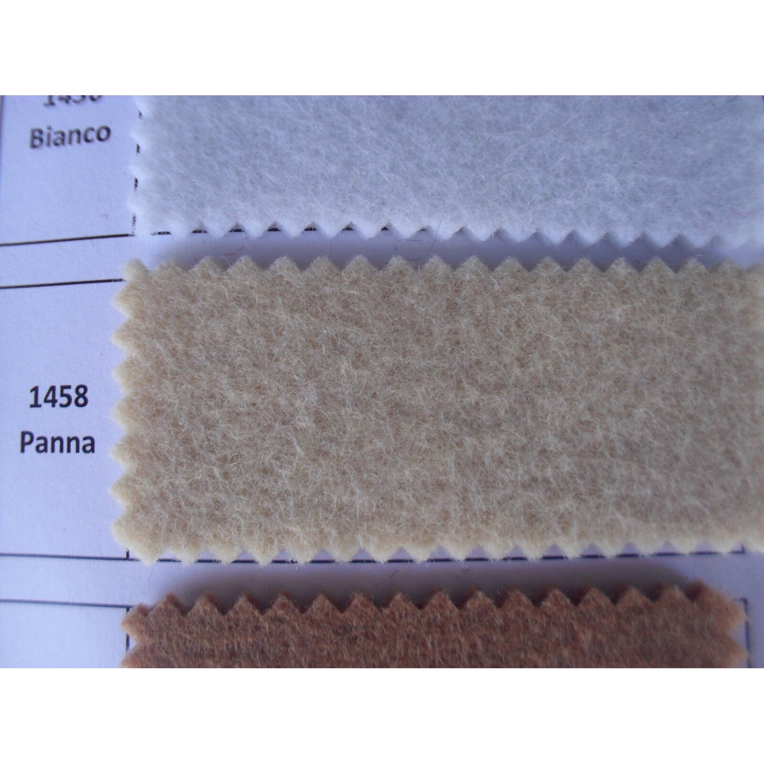 FELTRO SPESSORE 3 mm. (peso gr. 600 mtl.) 100% POLIESTERE 50X100 cm.