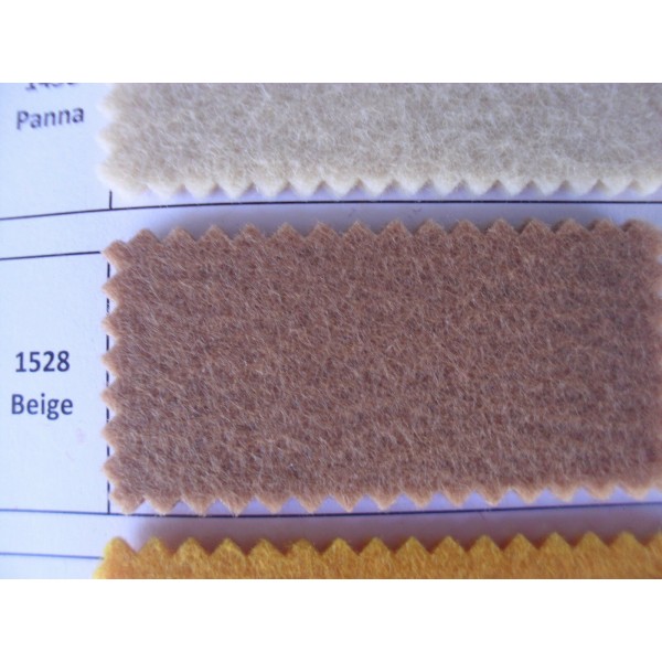 FELTRO SPESSORE 3 mm. (peso gr. 600 mtl.) 100% POLIESTERE 50X100 cm.