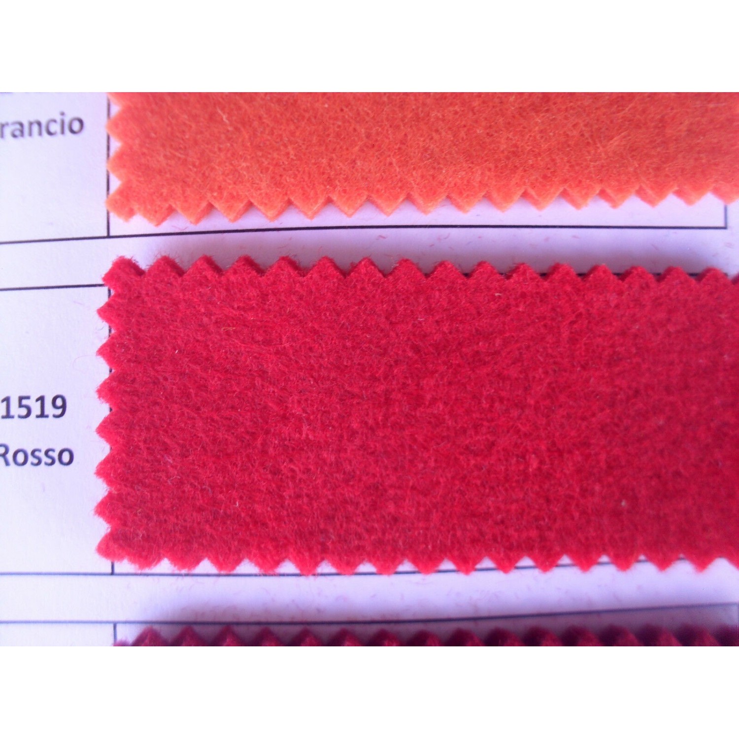 FELTRO SPESSORE 3 mm. (peso gr. 600 mtl.) 100% POLIESTERE 50X100 cm.