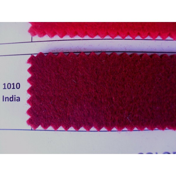 FELTRO SPESSORE 3 mm. (peso gr. 600 mtl.) 100% POLIESTERE 50X100 cm.