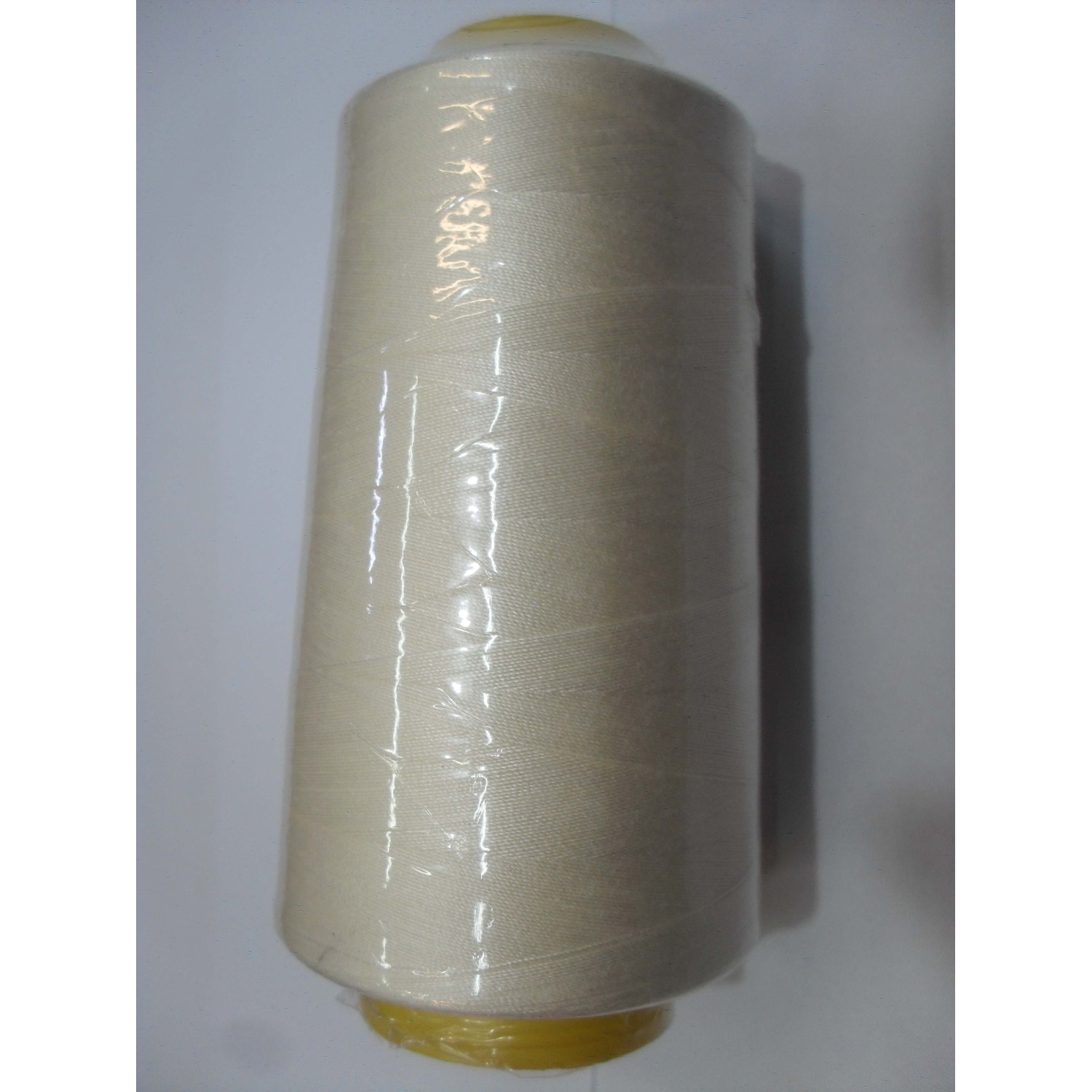 Cono per cucire titolo 40/2 100% poliestere a scelta da 4.000 yard o 10.000 yard