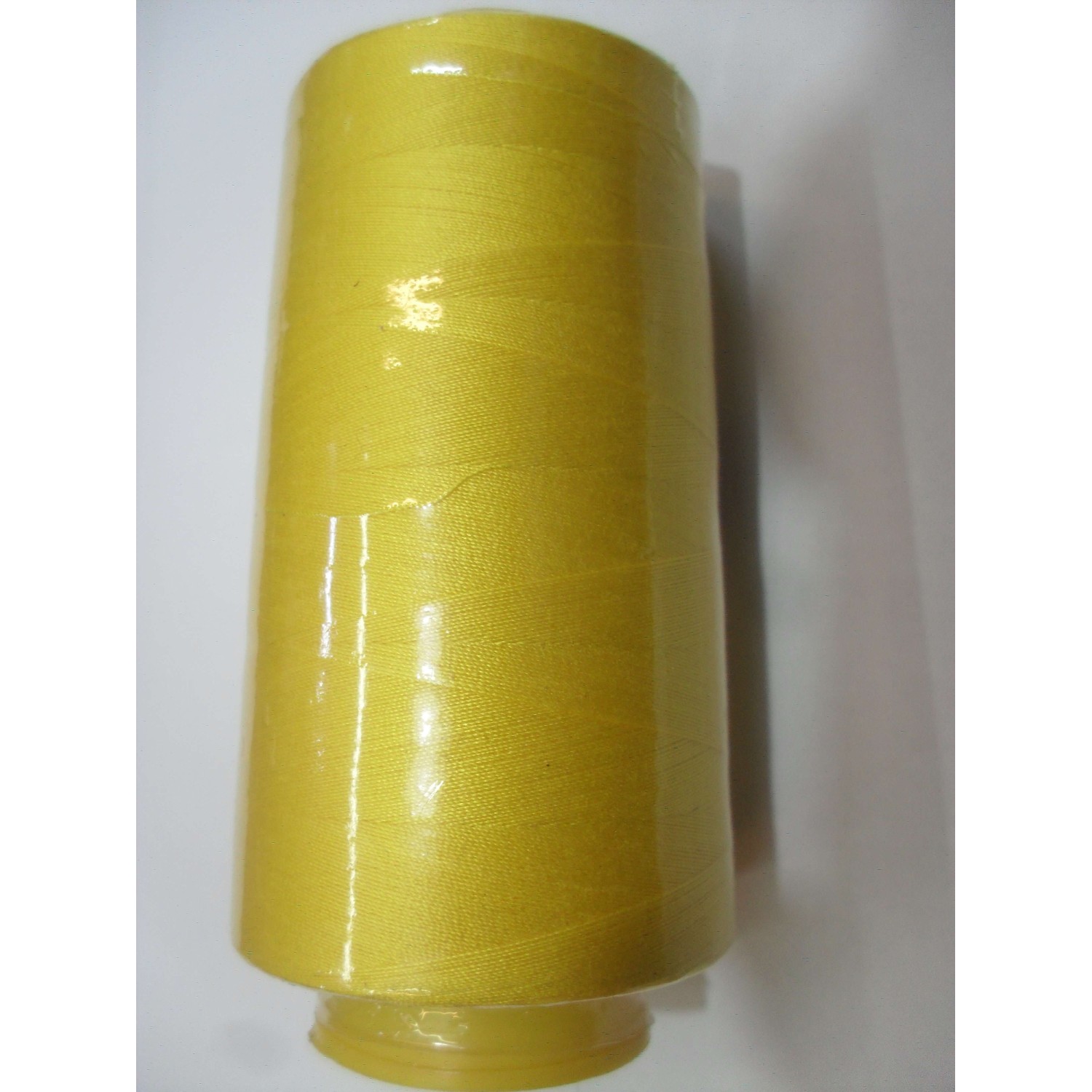 Cono per cucire titolo 40/2 100% poliestere a scelta da 4.000 yard o 10.000 yard