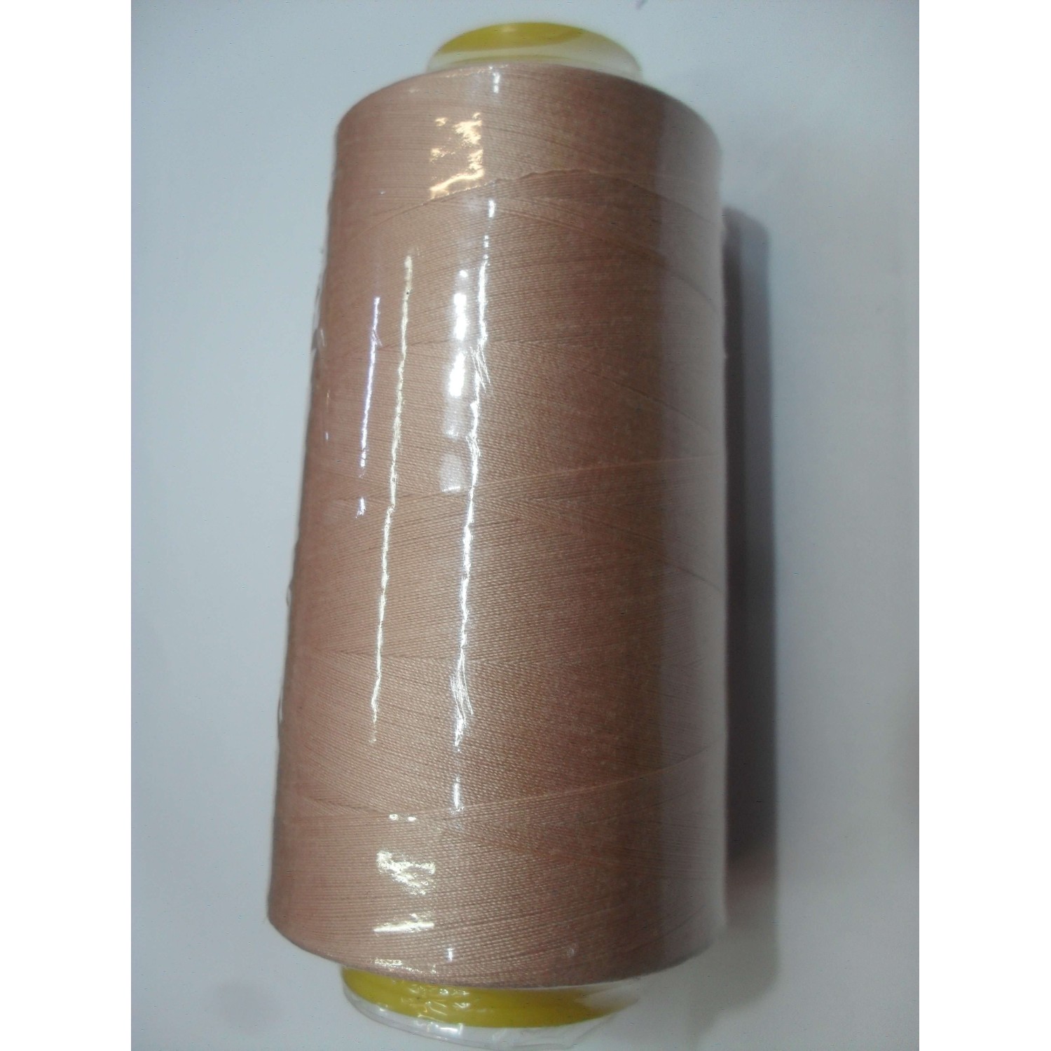 Cono per cucire titolo 40/2 100% poliestere a scelta da 4.000 yard o 10.000 yard