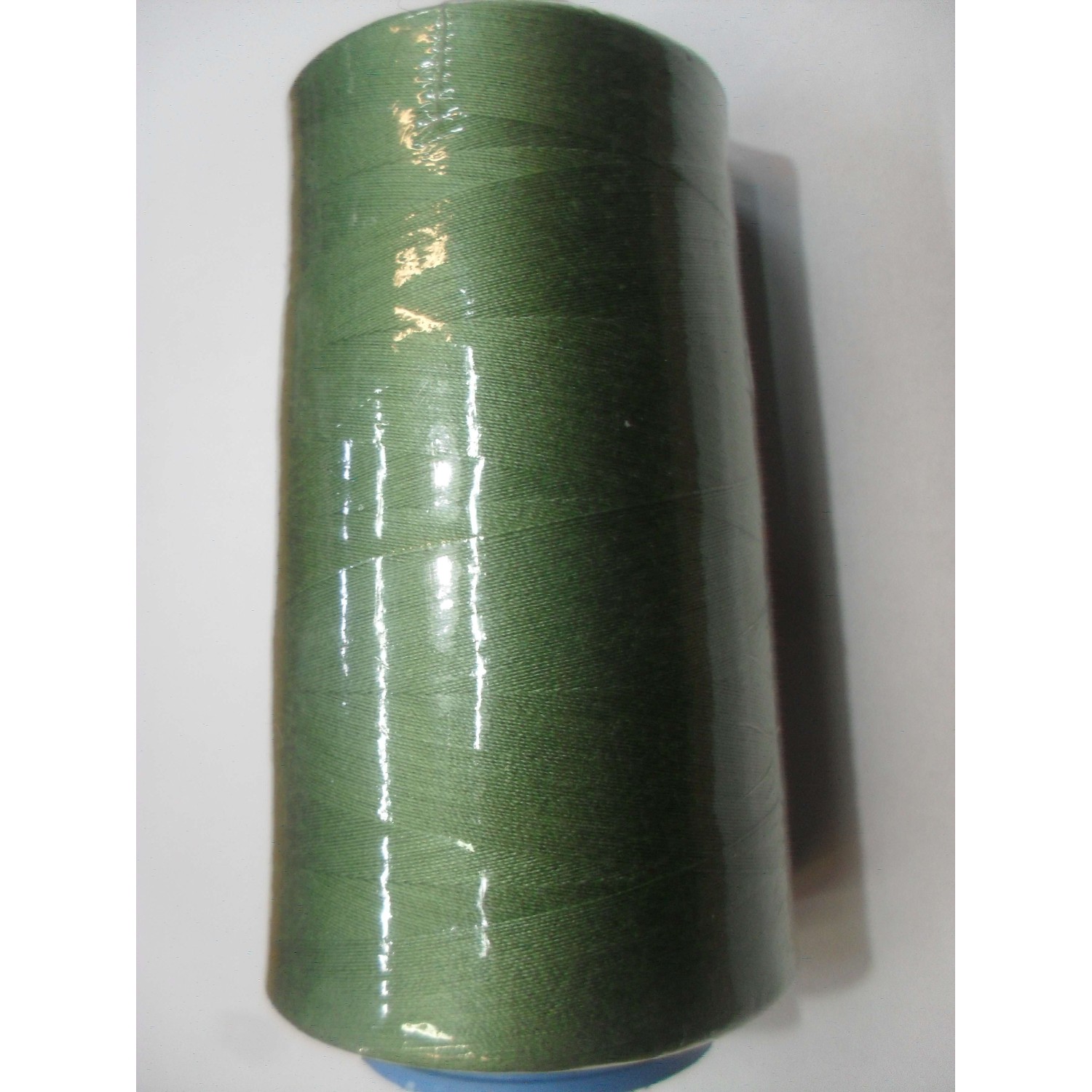 Cono per cucire titolo 40/2 100% poliestere a scelta da 4.000 yard o 10.000 yard