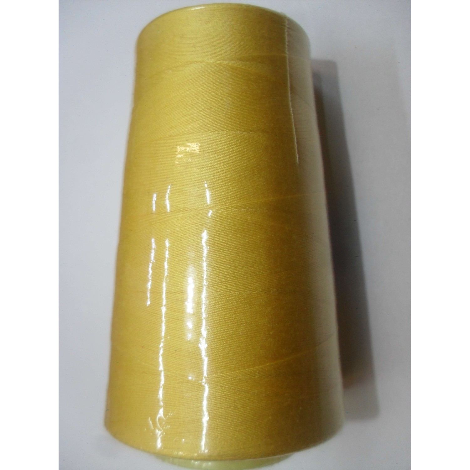 Cono per cucire titolo 40/2 100% poliestere a scelta da 4.000 yard o 10.000 yard