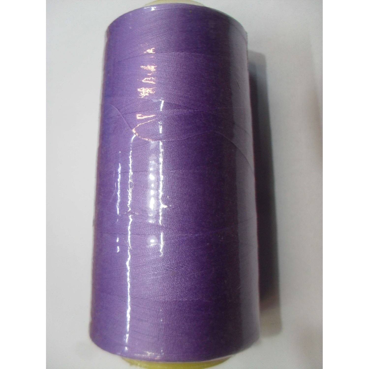 Cono per cucire titolo 40/2 100% poliestere a scelta da 4.000 yard o 10.000 yard