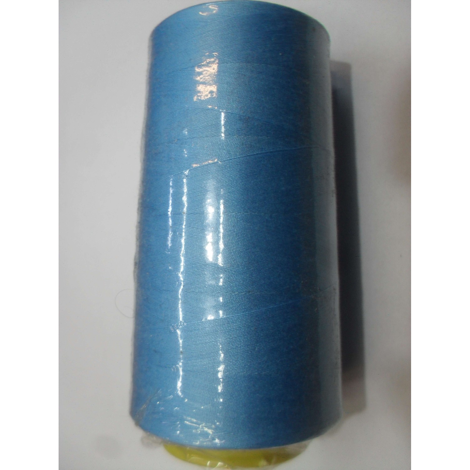 Cono per cucire titolo 40/2 100% poliestere a scelta da 4.000 yard o 10.000 yard