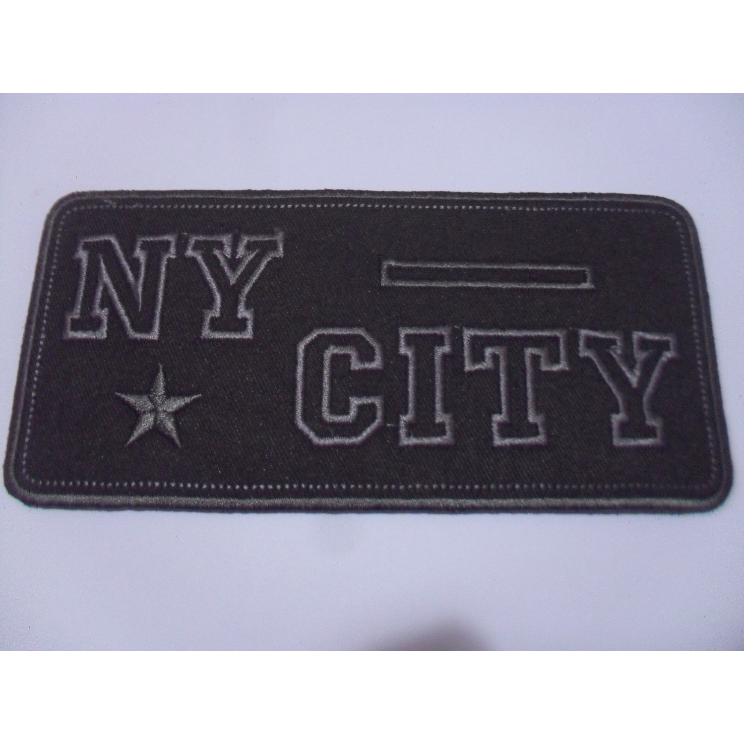 TOPPA PATCH RICAMO TESSUTO "NY CITY" ORIZZ. TERMO O DA CUCIRE DIMENSIONI VARIE