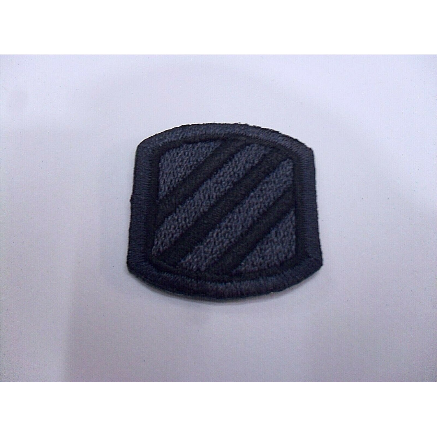 TOPPA PATCH QUADRATA RICAMO SU TESSUTO DIAGONALI TERMO O CUCIRE DIMENSIONI VARIE