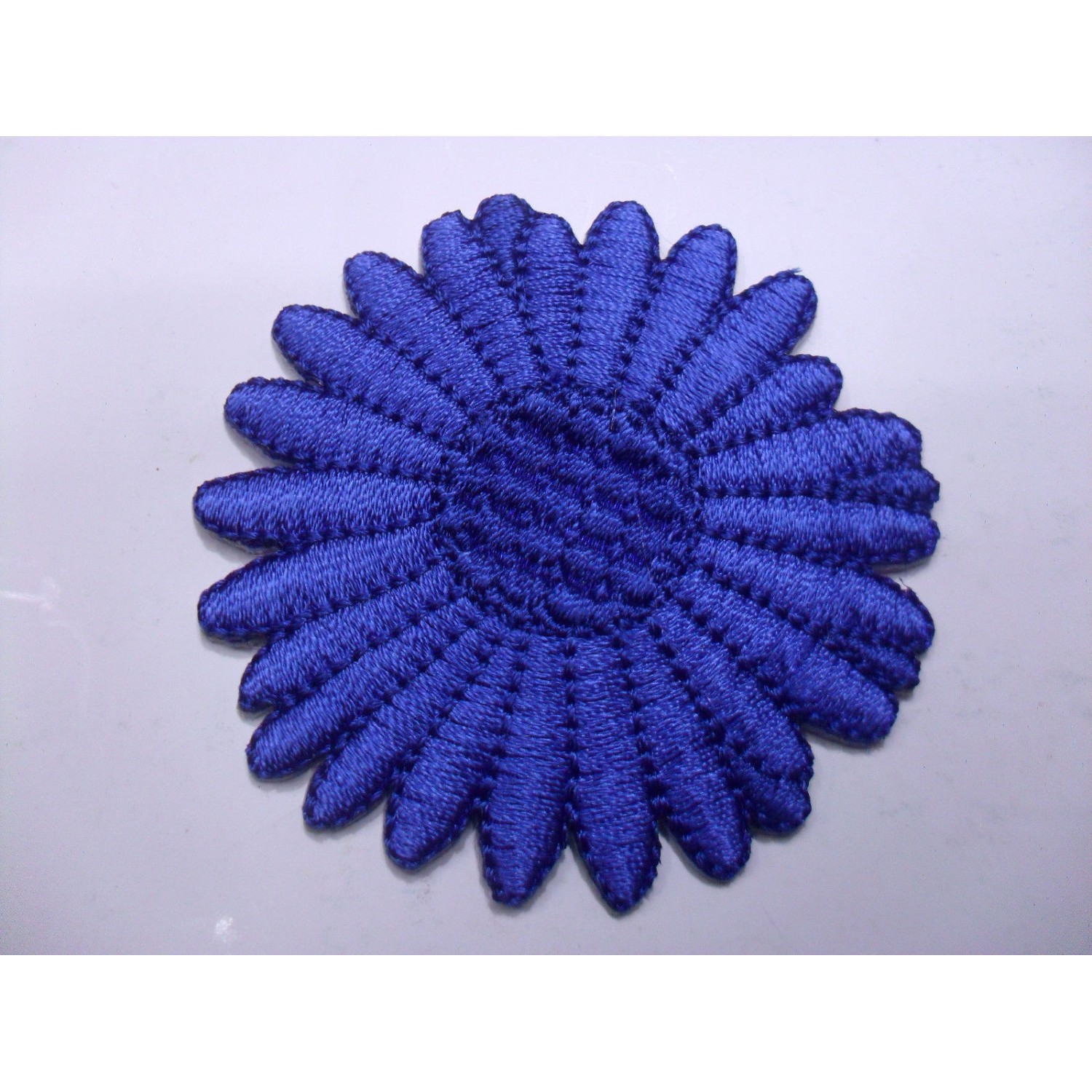 TOPPA PATCH FIORE RICAMATO TERMOADESIVA O DA CUCIRE DIMENSIONI VARIE