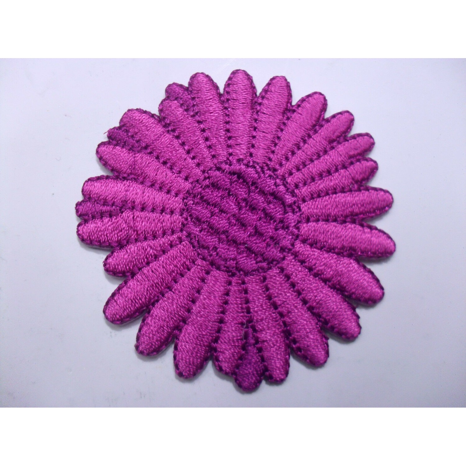 TOPPA PATCH FIORE RICAMATO TERMOADESIVA O DA CUCIRE DIMENSIONI VARIE