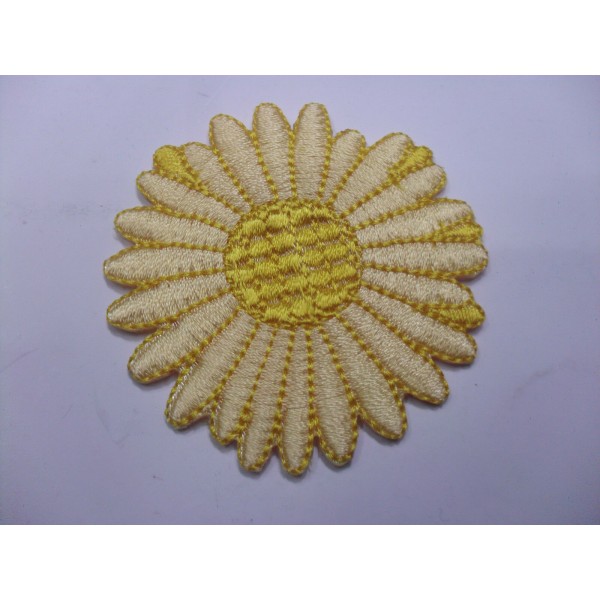 TOPPA PATCH FIORE RICAMATO TERMOADESIVA O DA CUCIRE DIMENSIONI VARIE