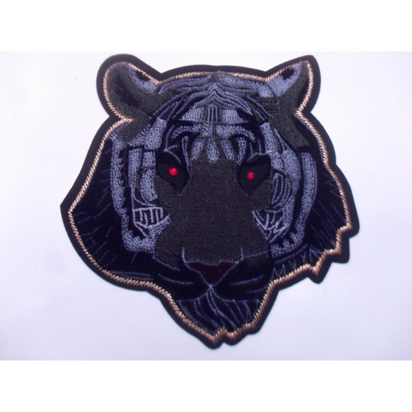 TOPPA PATCH APPLICAZIONE TIGRE RICAMO VELLUTO SU ECOP. SC.TERMO VARIE DIMENSIONI
