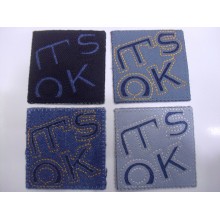 TOPPA PATCH APPLICAZIONE RICAMO TESSUTO TERMOADESIVA O DA CUCIRE DIMENS. 5X5 cm.