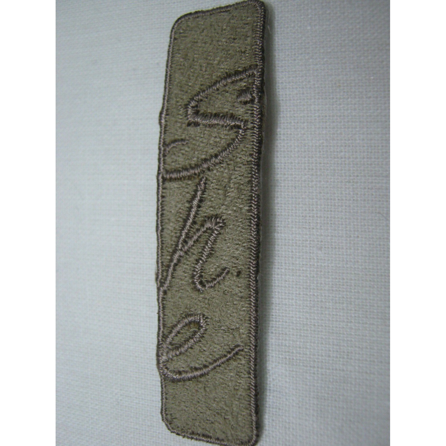 TOPPA PATCH APPLICAZIONE RICAMO TESSUTO TERMOADESIVA O DA CUCIRE DIME. 1,5X6 cm.