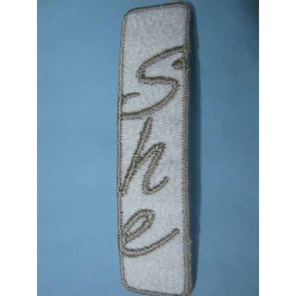 TOPPA PATCH APPLICAZIONE RICAMO TESSUTO TERMOADESIVA O DA CUCIRE DIME. 1,5X6 cm.