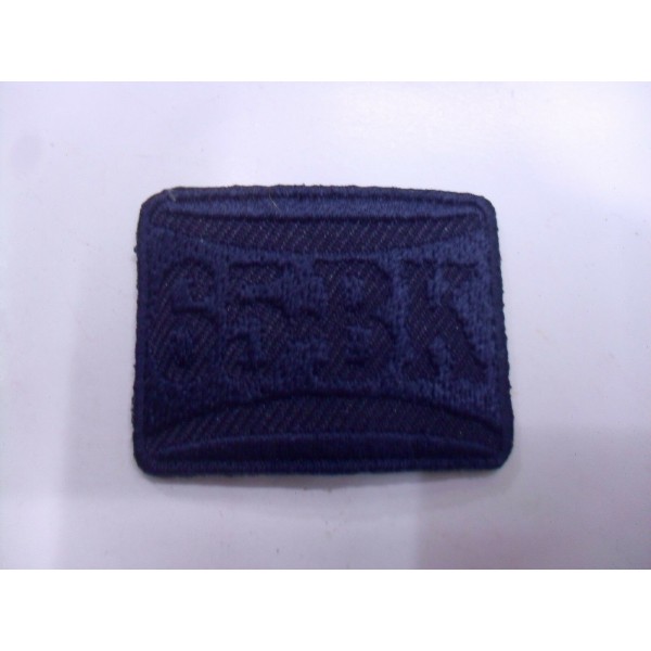 TOPPA PATCH APPLICAZIONE RICAMO TESSUTO 65BK TERMO O DA CUCIRE DIAM 3,9X2,8 cm.