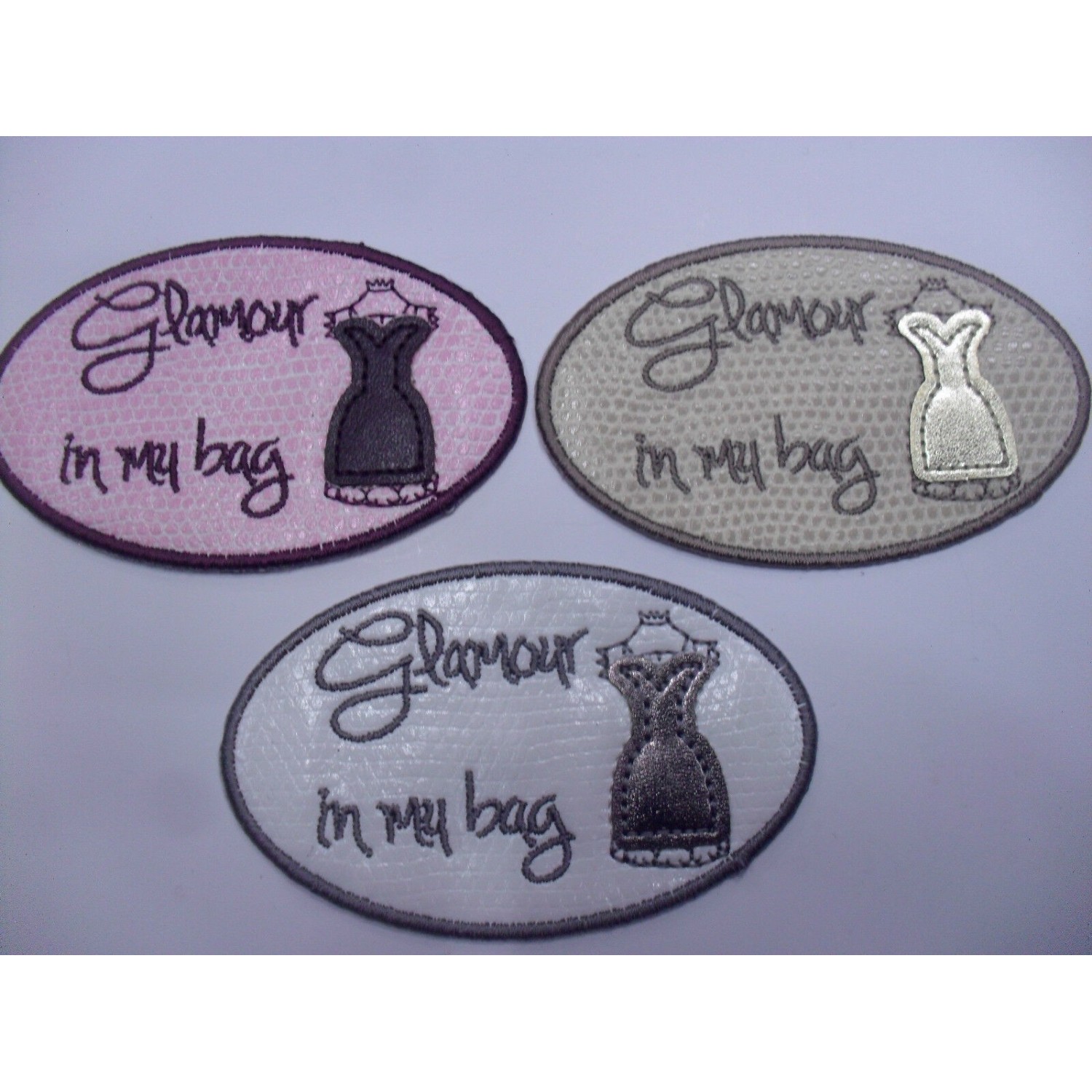 TOPPA PATCH APPLICAZIONE RICAMO SU ECOPELLE "GLAMOUR" TERMO O CUCIRE 4,8X8 cm.