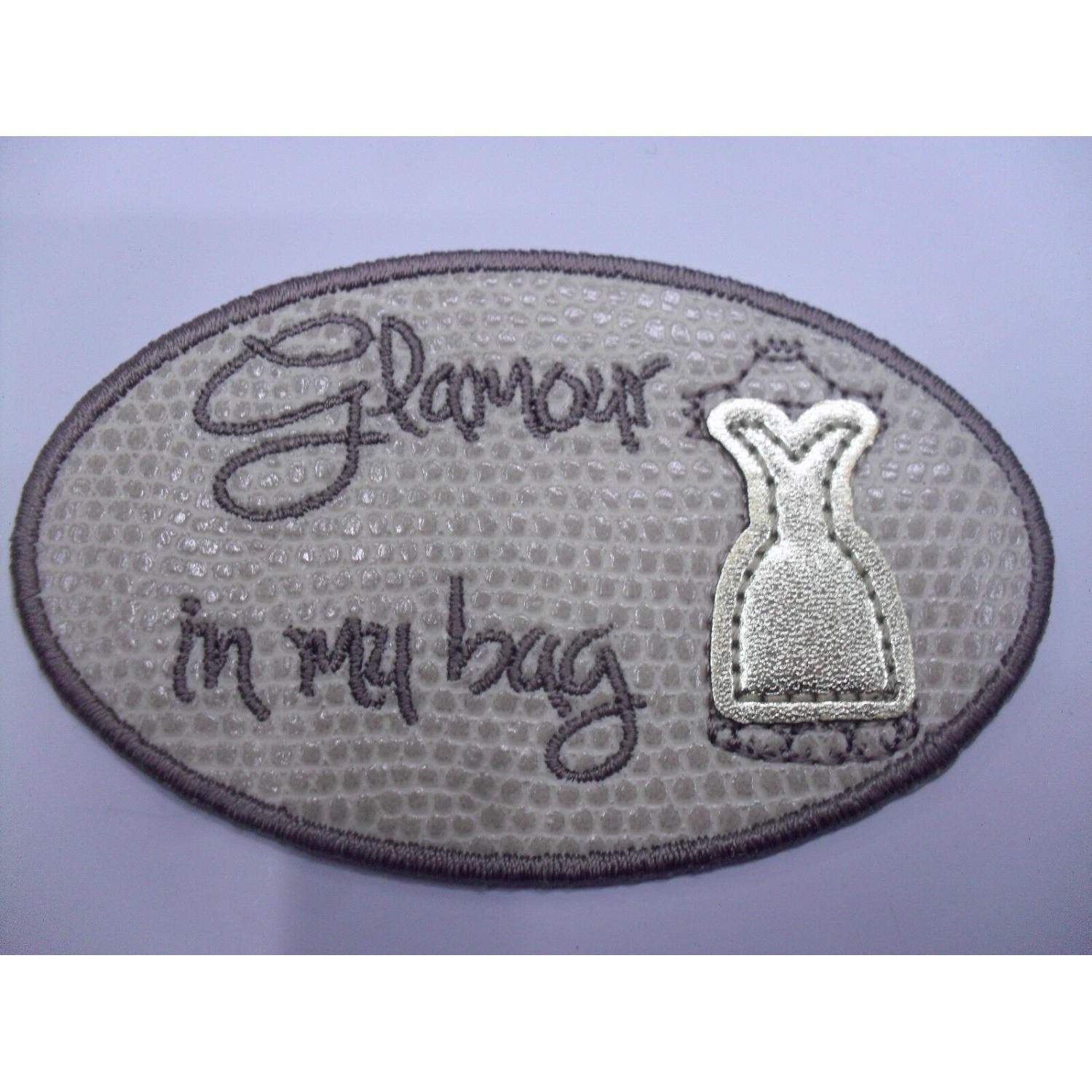 TOPPA PATCH APPLICAZIONE RICAMO SU ECOPELLE "GLAMOUR" TERMO O CUCIRE 4,8X8 cm.