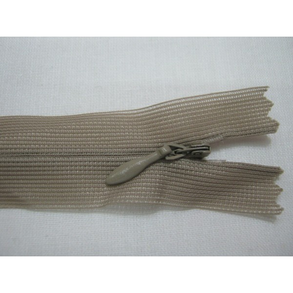 1 CHIUSURA ZIP CERNIERA LAMPO INVISIBILE ABITI LEGG. LUNGHEZZA 50 cm. VARI COL.