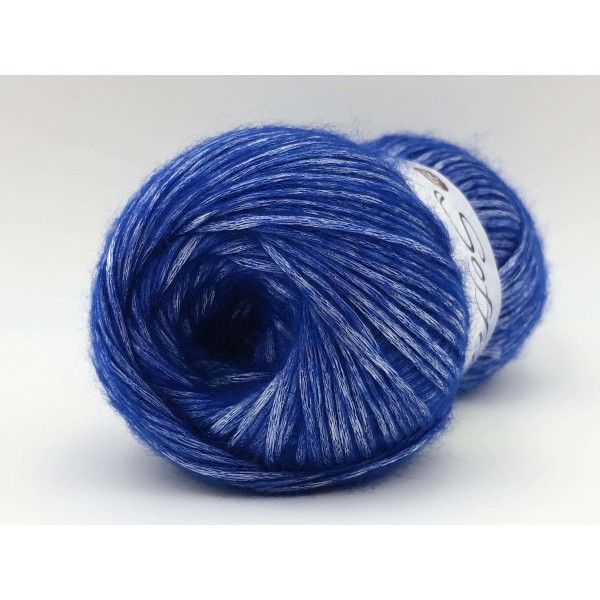 Gomitolo da 50 gr. Tre sfere "Lana Soffio'" 62% nylon 38% acrilico 250 mt.