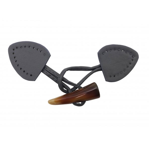 Alamaro bottone unisex in ecopelle con corno in resina