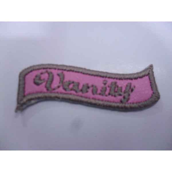 TOPPA PATCH APPLICAZIONE RICAMO TESSUTO TERMOADESIVA O DA CUCIRE DIAM 3,9X3 cm.