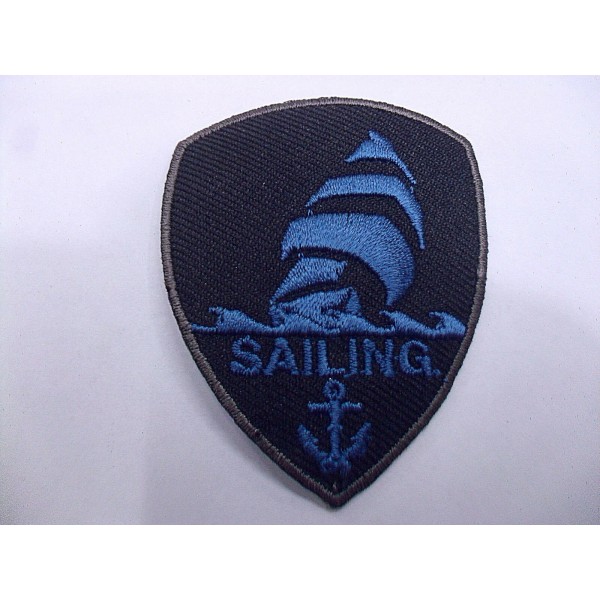 TOPPA PATCH APPLICAZIONE IN TESSUTO RICAMO SAILING TERMO O DA CUCIRE 5,9X4,7 cm.