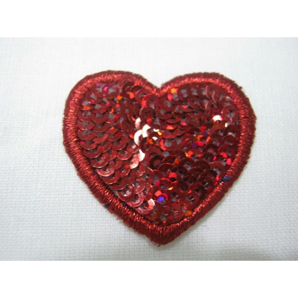 TOPPA PATCH APPLICAZIONE CUORE PAILLETTES TERMOADESIVA O DA CUCIRE 3X3 cm.