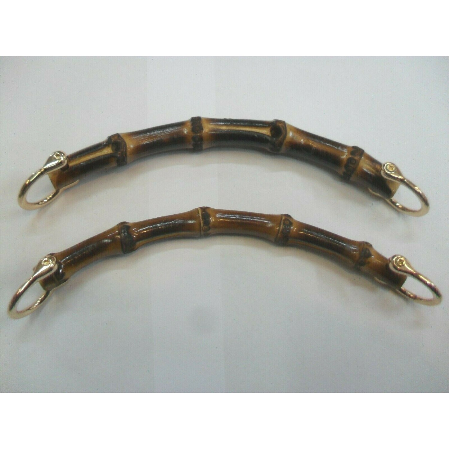 Coppia di manici per borsa in Bamboo con anelli in metallo larghezza 16,5 cm.