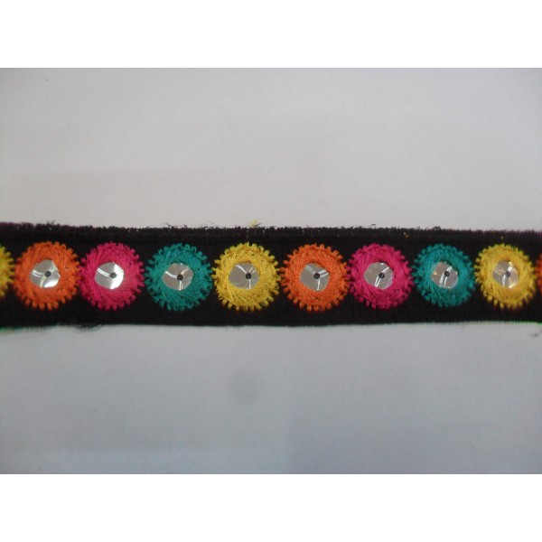 1 mt passamaneria gallone ricamato h. 2,4 cm. x decorazioni abbigliamento, borse e varie