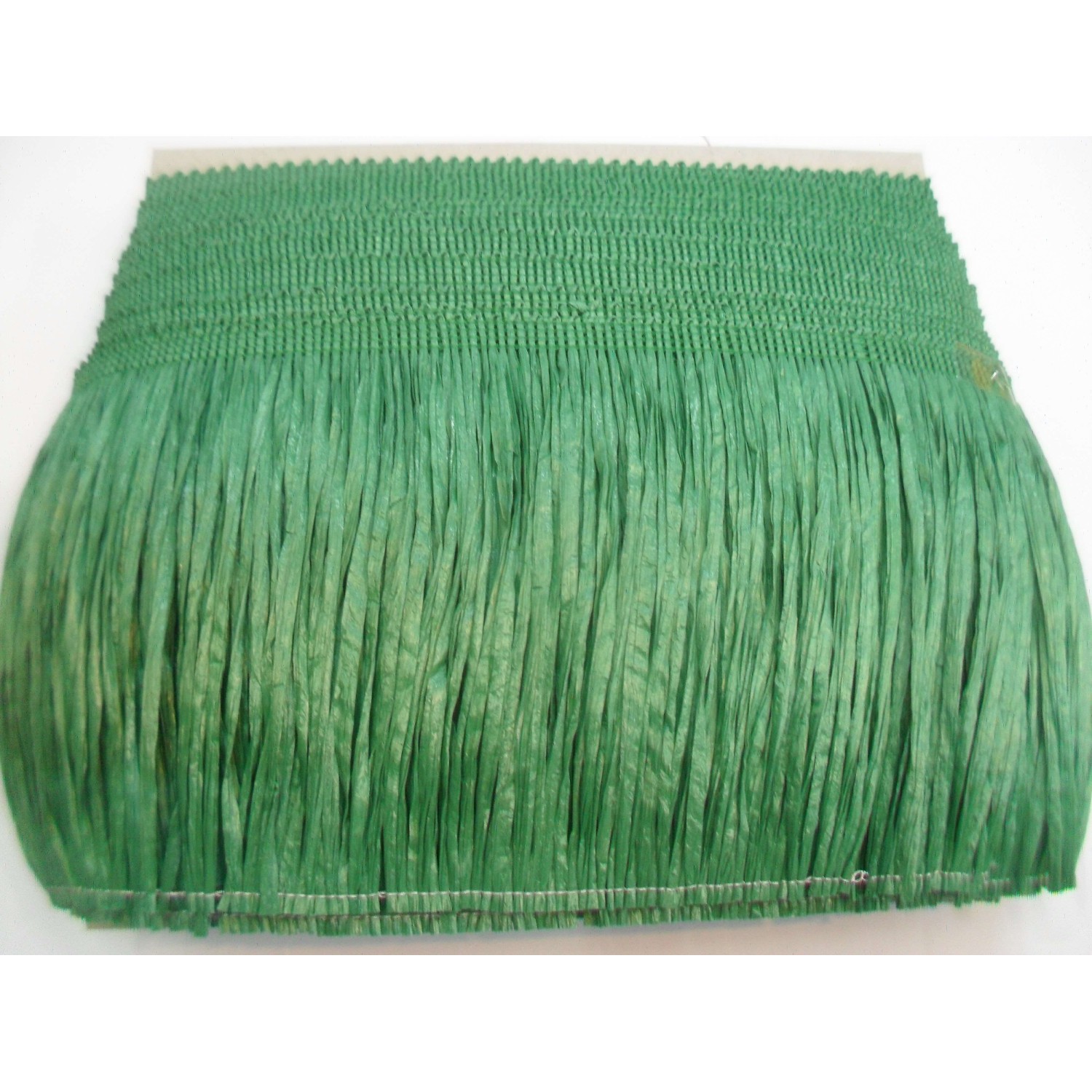 Passamaneria frangia in rafia altezza 15 cm. per decorazioni varie, taglio da 50 cm.