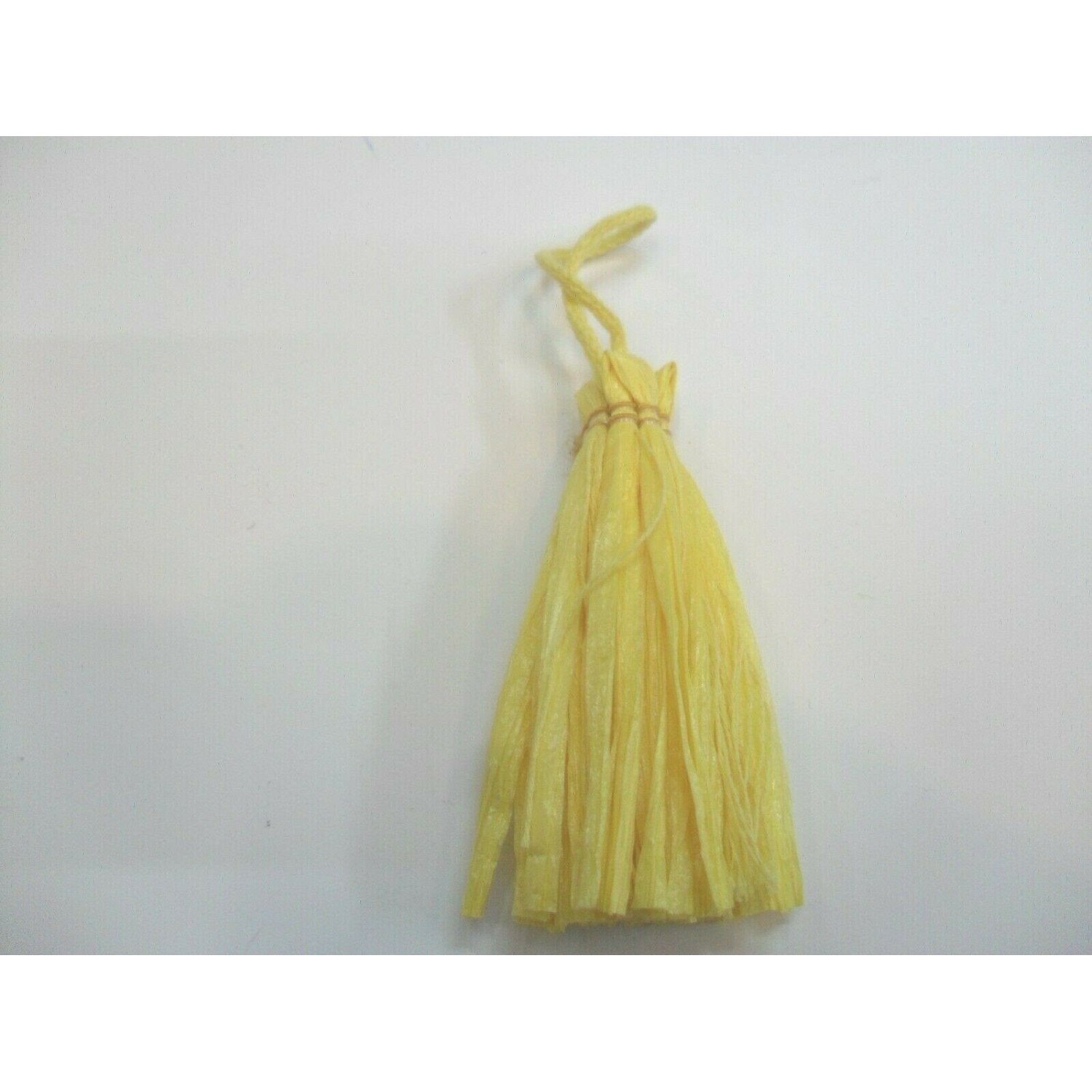 Nappina rafia altezza 10 cm. circa completa x decorazioni varie, borse e coffe