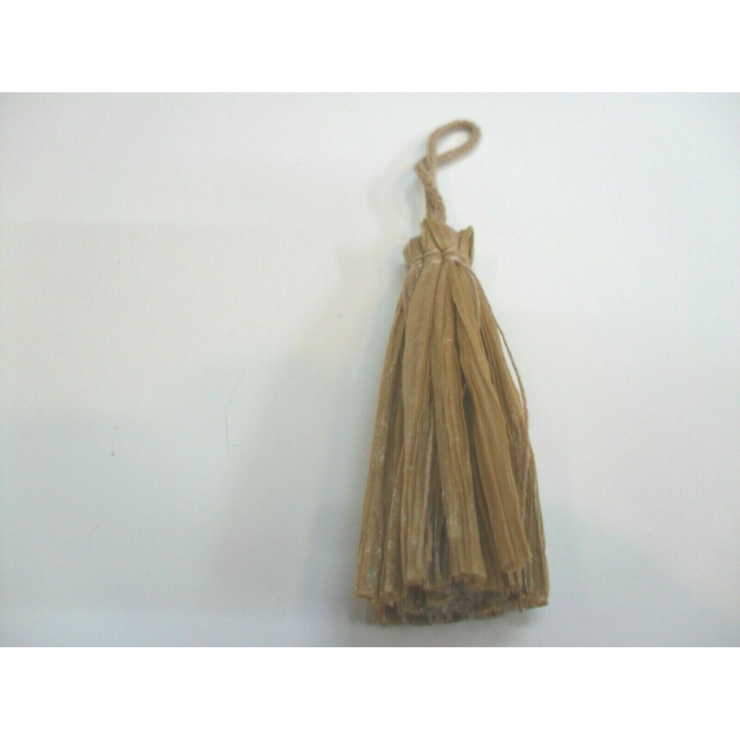 Nappina rafia altezza 10 cm. circa completa x decorazioni varie, borse e coffe