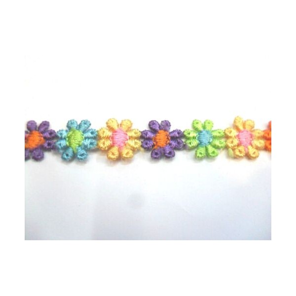 1 metro merletto macramè margherite per rifiniture e decorazioni alto 1,5 cm.