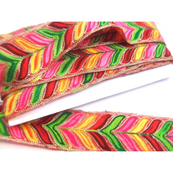 1 mt passamaneria gallone ricamato altezza 5 cm. per decorazioni abbigliamento, borse e coffe