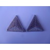 TOPPE PATCH TRIANGOLARI RICAMATE TERMO O DA CUCIRE 2,2X2,2 cm. 2 PZ. VARI COLORI