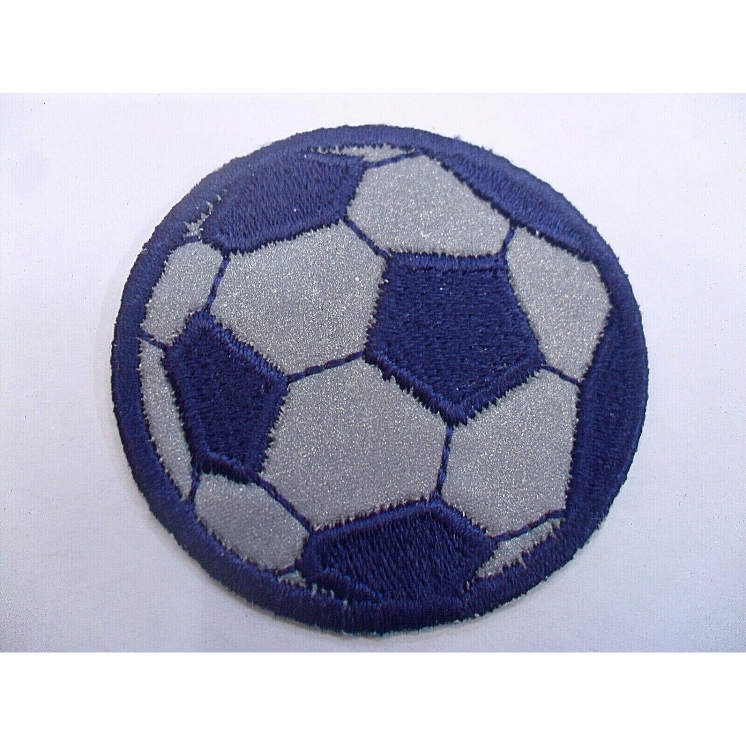 TOPPA PATCH TONDA RICAMO SU TESSUTO. "PALLONE" TERMO O CUCIRE DIAM. CIRCA 5 CM.