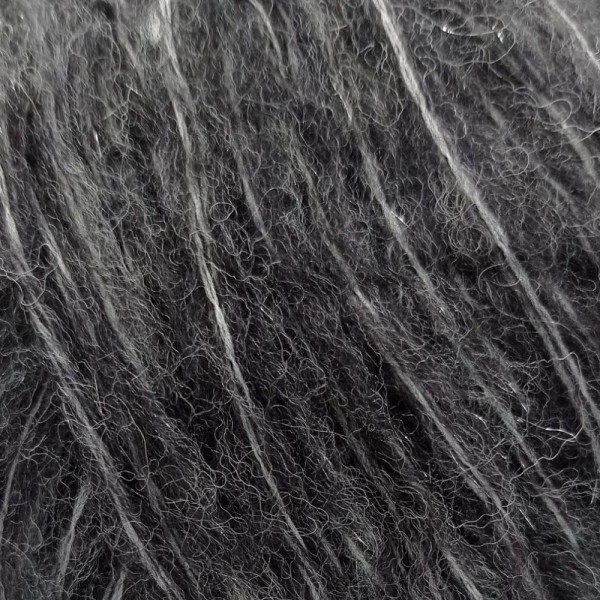 Gomitolo  da 50 gr. Alpachino della Miss Tricot Filati 50% merinos wool – 5% alpaca – 32%microfibra 1% pl metallizzato