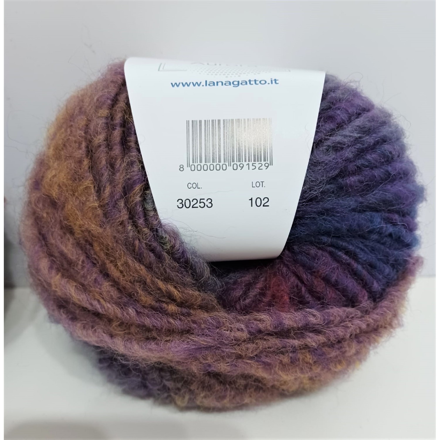 Gomitolo moda 50 gr. 50 mt. Lana Gatto "Aurora" 100% lana vergine ferri 7
