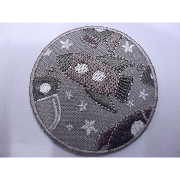 TOPPA PATCH TONDA RICAMO SU TESSUTO "RAZZO SPAZIO" TERMO O CUCIRE DIAM. 5,6 cm